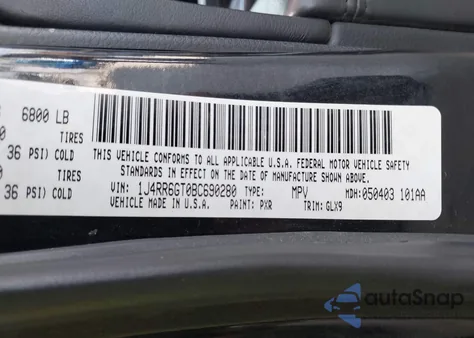 2011 Jeep Grand Cherokee Overland z USA, uszkodzony, nr VIN 1J4RR6GT0BC690280